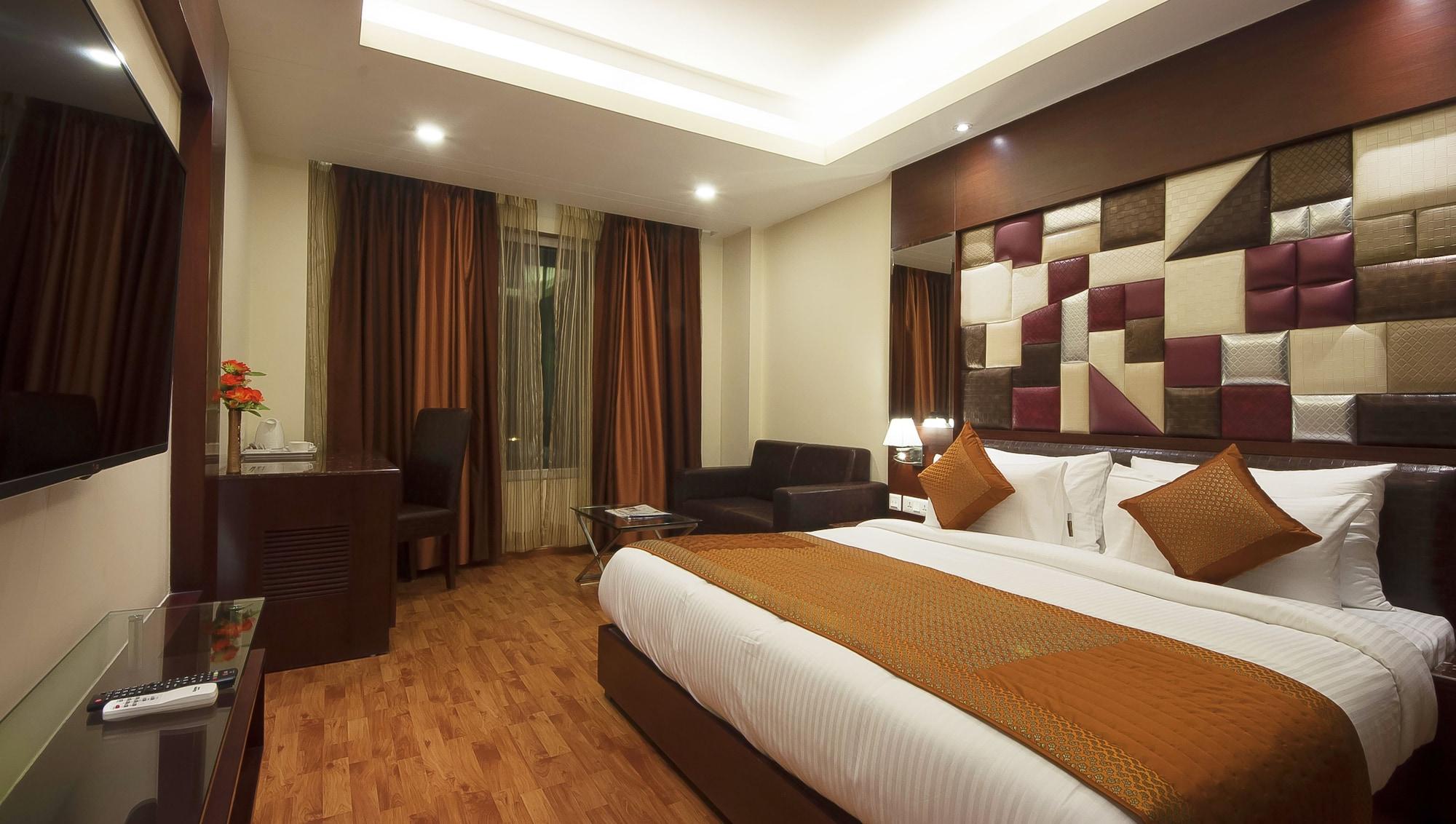 Hotel Golden Grand Delhi  Dış mekan fotoğraf