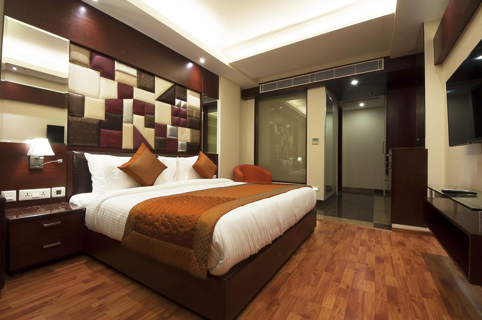 Hotel Golden Grand Delhi  Dış mekan fotoğraf