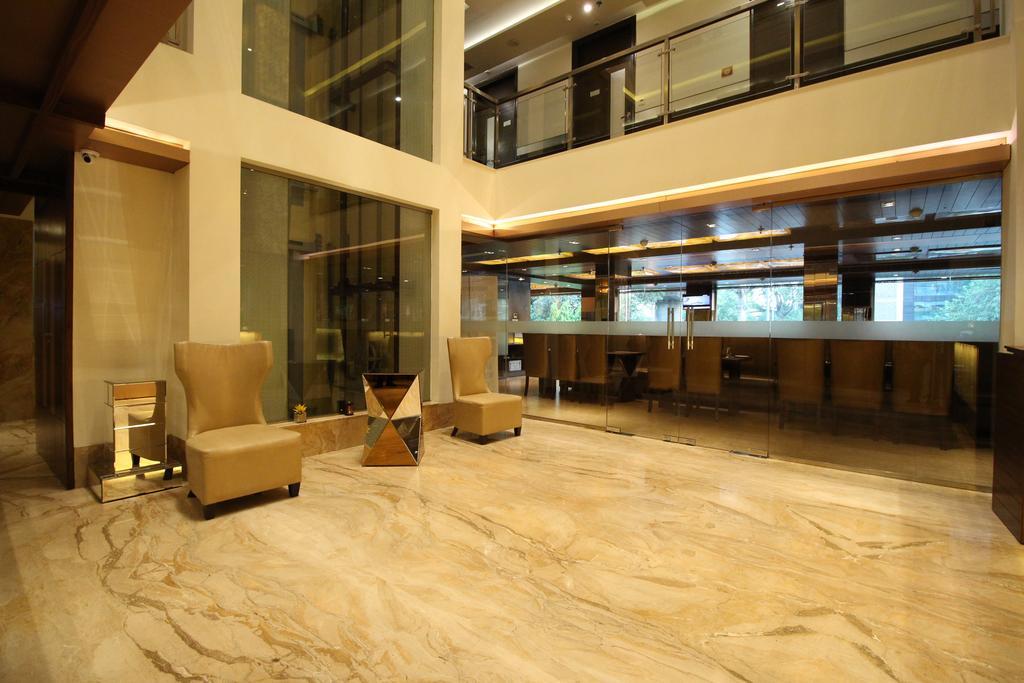 Hotel Golden Grand Delhi  Dış mekan fotoğraf
